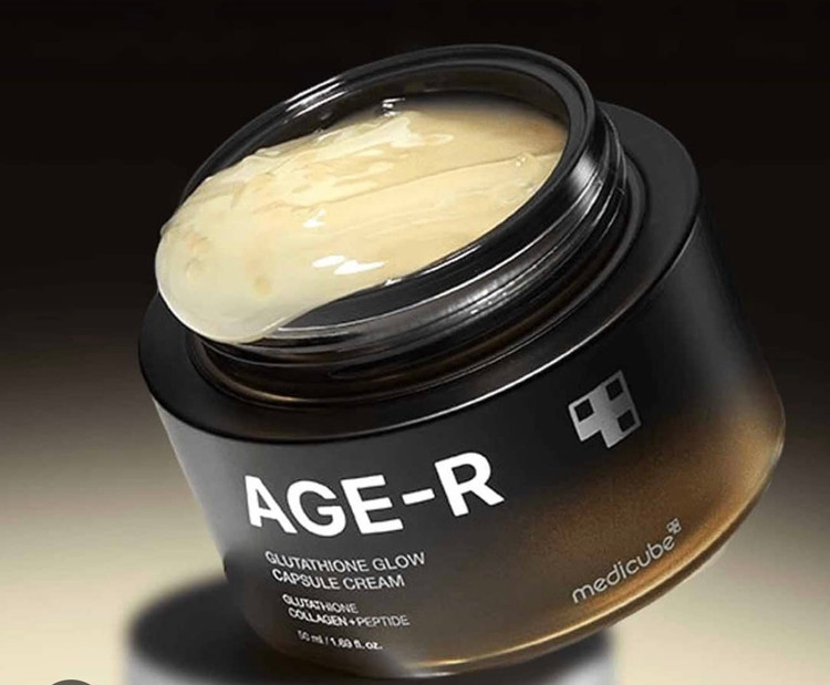 کرم جوانساز و روشن کننده ایج ار مدیکیوب Medicube AGE-R Glutathione Glow Capsule cream